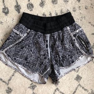 Lululemon Seawheeze Exclusive Tracker Shorts